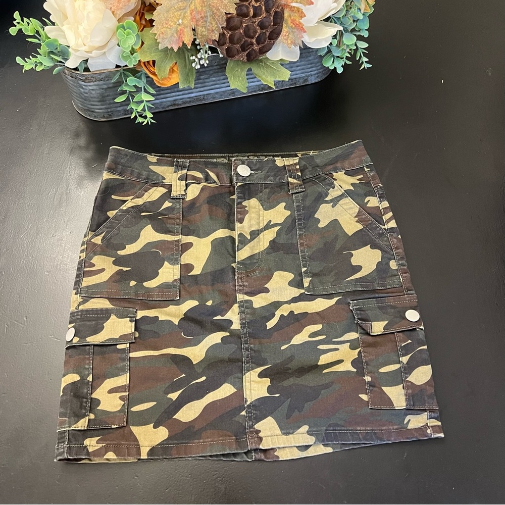 VIP Jeans Green Military Camouflage Cargo Stretch Mini‎ Skirt Sz L Trendy